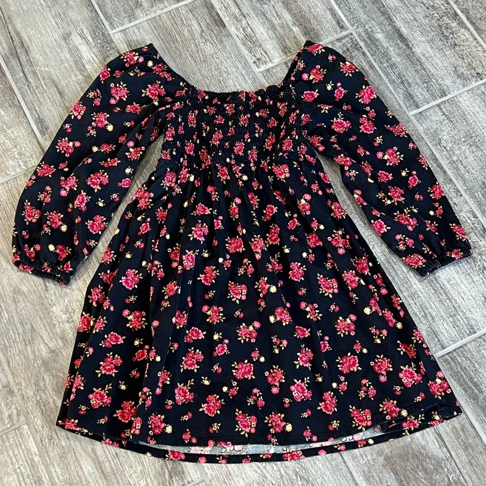 Old Navy Floral Print Dress Smocked Long‎ Sleeve Cottagecore Girl's Size 8